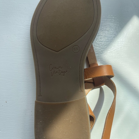 Crown vintage size 8 sandals - Picture 4 of 7